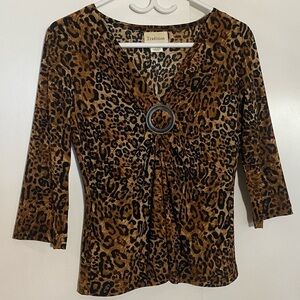 Tradition women 3/4 sleeves leopard print V neckline soft lightweight blouse  10